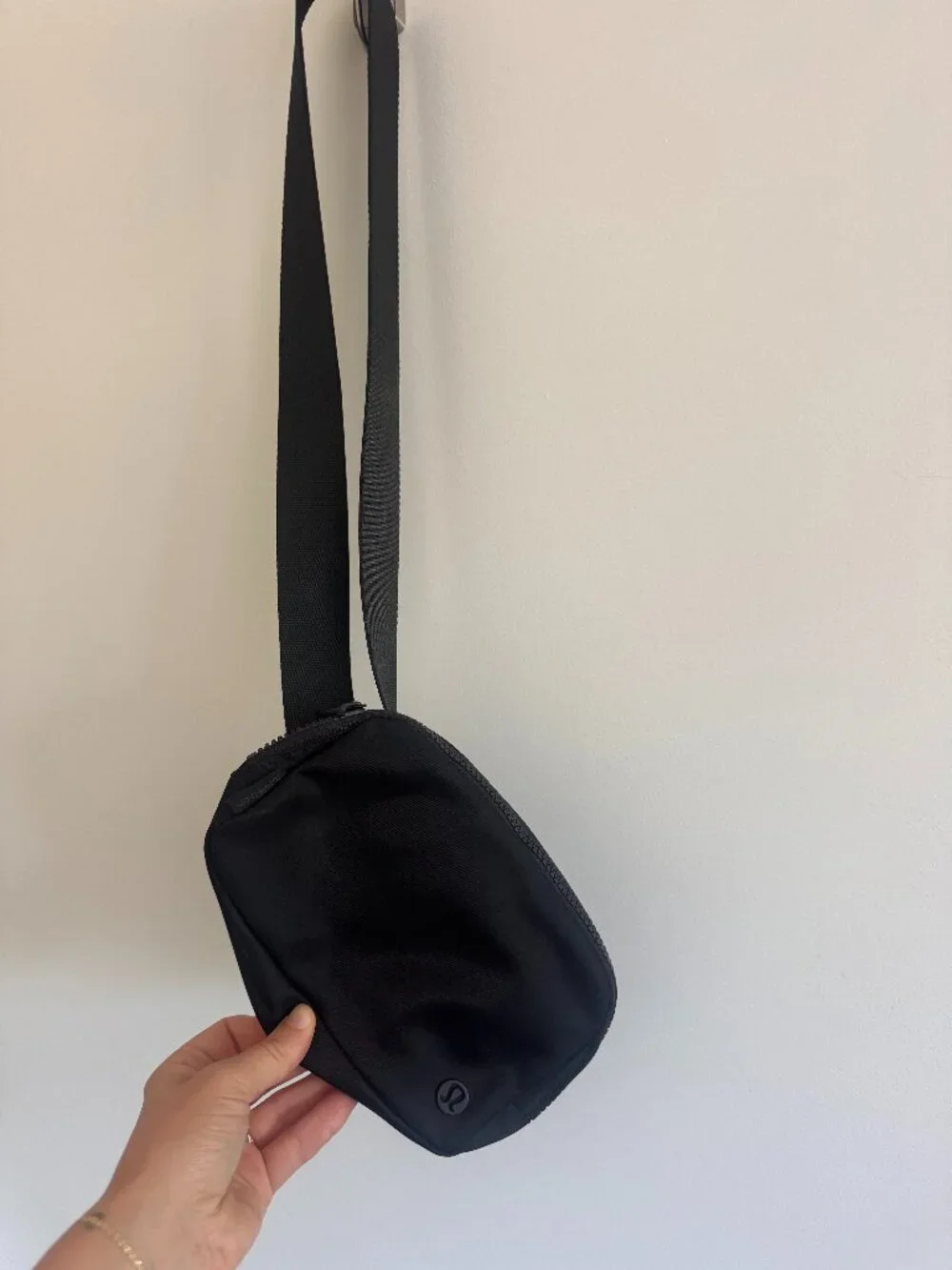 NWOT Lululemon Everywhere Belt Bag, Black 1L